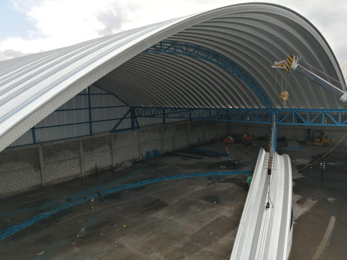 Arcotecho terminado para instalación comunitaria